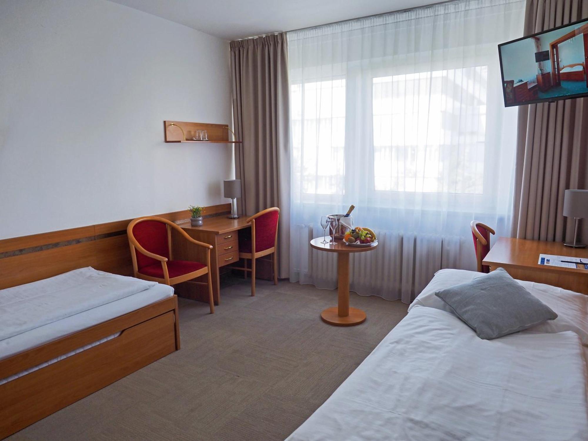 Hotel Ilf Prag Eksteriør billede