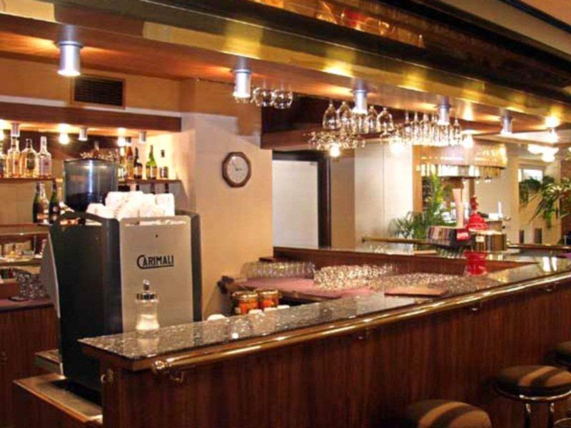 Hotel Ilf Prag Eksteriør billede
